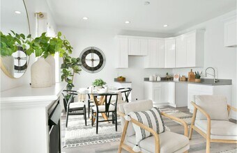 6412 South Ave-Unit -Unit 1 in Youngstown, OH - Building Photo - Building Photo