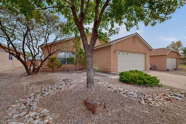 908 Bursum Ln SE in Rio Rancho, NM - Building Photo - Building Photo