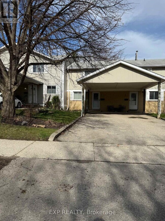 property at 255 Northlake Dr