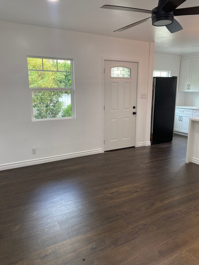 2825 Moss Ave in Los Angeles, CA - Building Photo - Building Photo