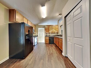 81 Marisco Way in Jacksonville, FL - Foto de edificio - Building Photo