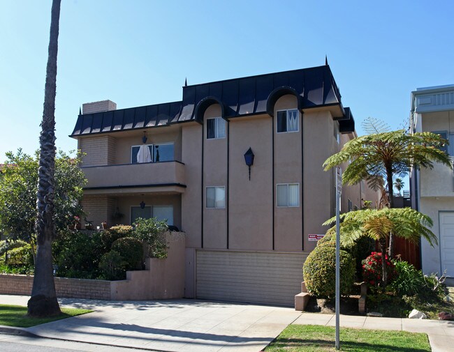 828 18th St in Santa Monica - steps to Mon... in Santa Monica, CA - Foto de edificio - Building Photo