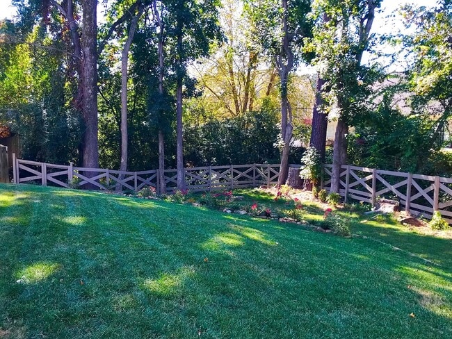 1920 Barrett Knoll Cir in Kennesaw, GA - Building Photo - Building Photo