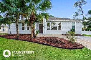 8322 Blackberry Rd in Ft. Myers, FL - Building Photo