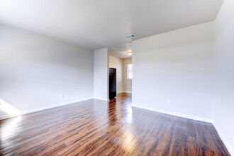 5513 Cavalcade St in Houston, TX - Building Photo - Building Photo