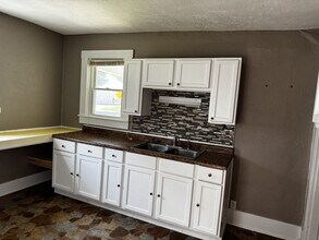 202 N Plum St in Farmland, IN - Building Photo - Building Photo