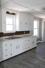 20 Bellevue St in Winslow, ME - Foto de edificio - Building Photo