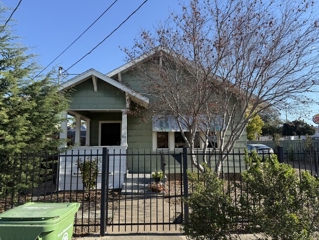 property at 4114 E 15th St