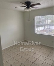 913 E Humphrey St in Tampa, FL - Building Photo - Building Photo