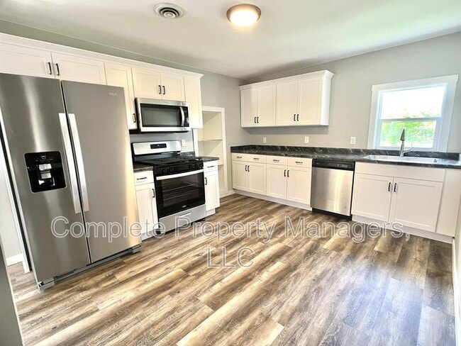 property at 930 S Broadway Ave