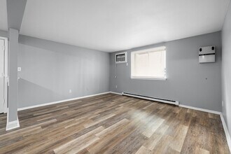 193 Mead Street Apartments in North Tonawanda, NY - Building Photo - Building Photo