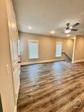 417 W 32nd St, Unit 417 W 32nd Street Unit#B in Savannah, GA - Foto de edificio - Building Photo