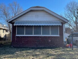 711 N Exeter Ave in Indianapolis, IN - Building Photo