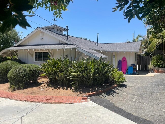 property at 1706 Grandview St