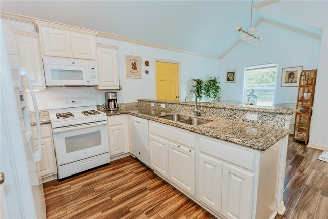 property at 3205 Rosalie St