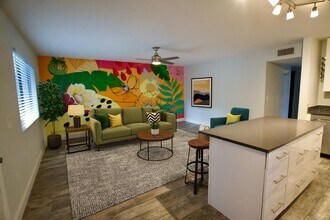 2369 Oak Park Way in Orlando, FL - Building Photo - Building Photo