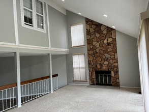 999 Westgate Dr in Edison, NJ - Building Photo - Building Photo