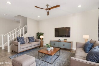 1873 S Follett Way in Gilbert, AZ - Building Photo - Building Photo