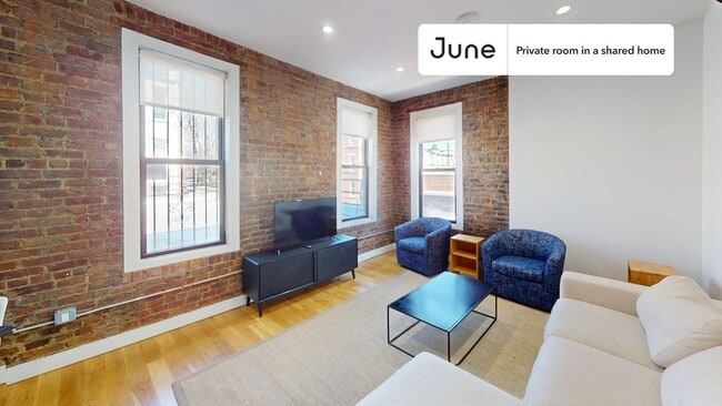 Private bedroom in 5 bed/3 bath Home in Queens, NY - Building Photo - Building Photo
