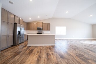 5109 Mustang Dr in Woodbury, MN - Building Photo - Building Photo