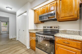 38 Lancaster Dr in Bella Vista, AR - Building Photo - Building Photo