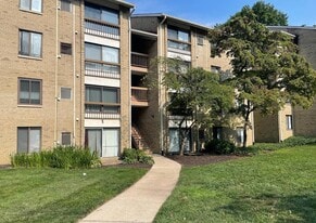 8867 Rollright Ct, Unit A in Columbia, MD - Building Photo