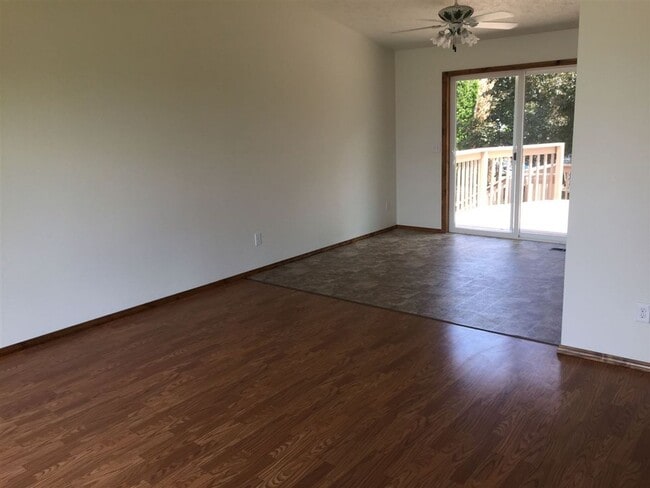 5610 N Malta St in Newman Lake, WA - Building Photo - Building Photo