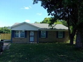 3674 Masterson Cove in Memphis, TN - Building Photo