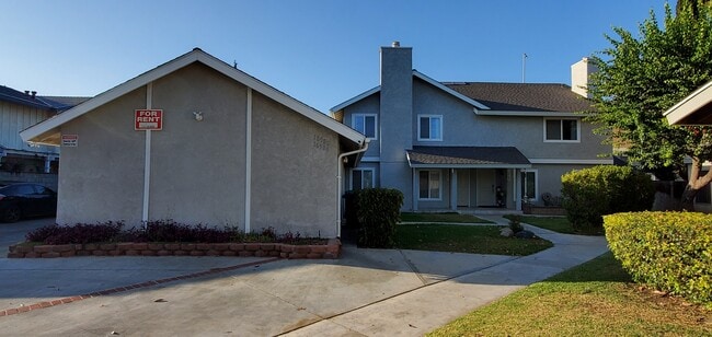 16584 Lorelei Ln, Unit 16584 Lorelei Ln. Tustin