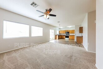 13233 W Watson Ln in Surprise, AZ - Building Photo - Building Photo