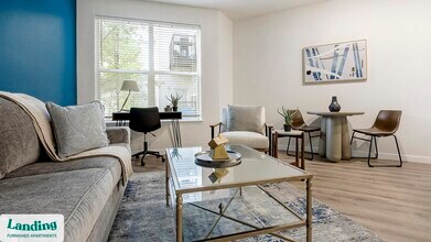 7166 W Custer Ave, Unit C-219 in Lakewood, CO - Foto de edificio - Building Photo