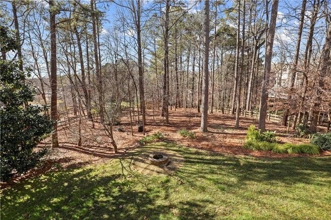 890 Kings Arms Way in Alpharetta, GA - Foto de edificio - Building Photo