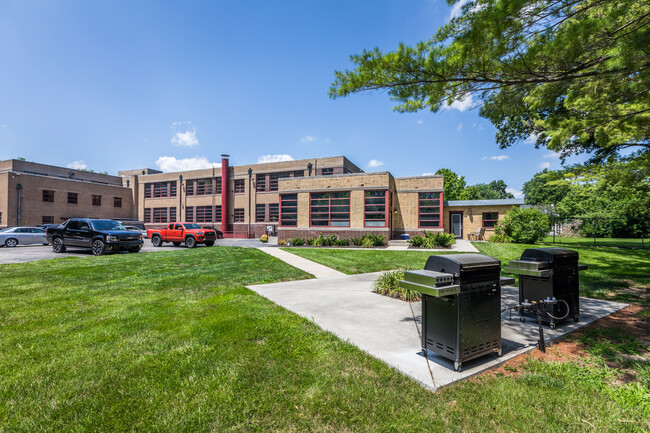 Roberts School Flats in Indianapolis, IN - Building Photo - Building Photo