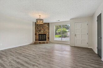 11190 Indian Village Dr in Alpharetta, GA - Foto de edificio - Building Photo