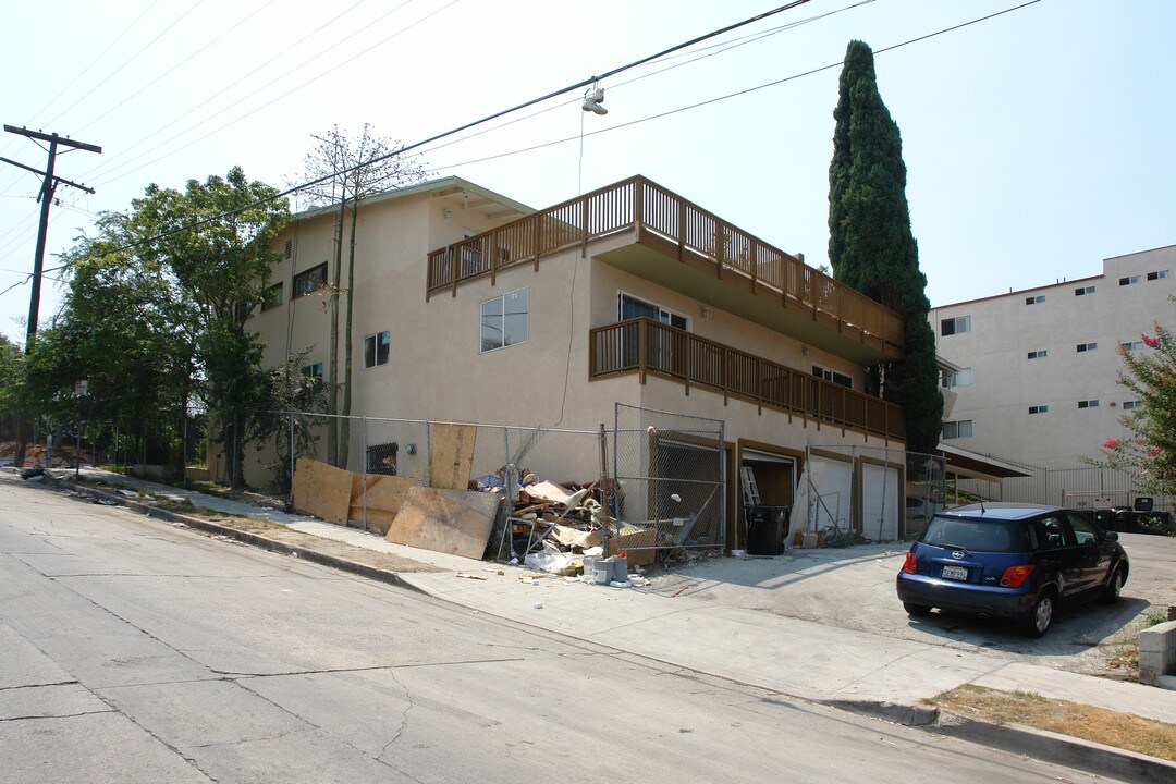 401 S Park View St in Los Angeles, CA - Foto de edificio