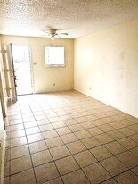 101 N 3rd St, Unit 1 in Copperas Cove, TX - Building Photo