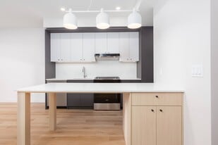 Lynnbrooke in Calgary, AB - Building Photo