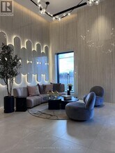 3240 William Coltson Ave in Oakville, ON - Building Photo - Building Photo