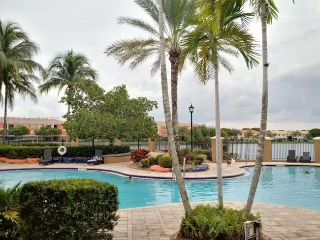 4404 SW 160th Ave, Unit 823