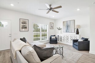 26979 Prt Washington Ln in Orange Beach, AL - Building Photo