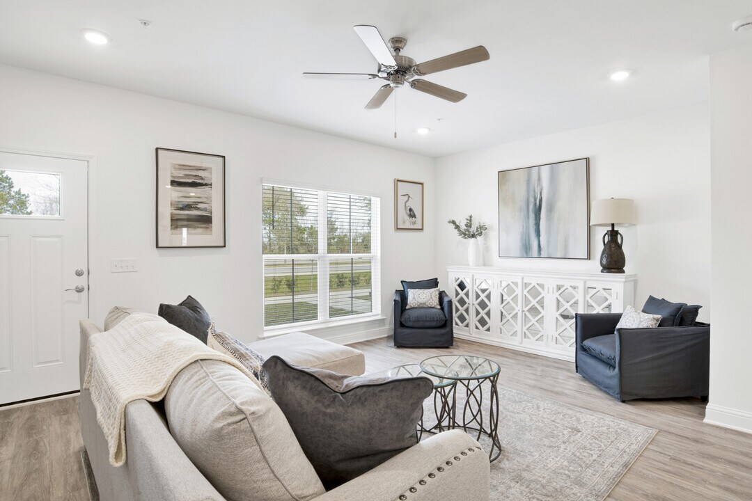 26995 Prt Washington Ln in Orange Beach, AL - Building Photo