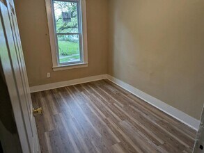 239 Spencer St, Unit Up in Rochester, NY - Building Photo - Building Photo
