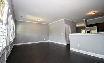 607 Royal Cres Alley in Canton, GA - Building Photo - Building Photo