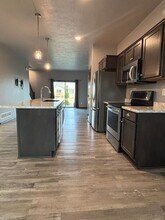 204 Lydia Ct in Harrisburg, SD - Building Photo - Building Photo