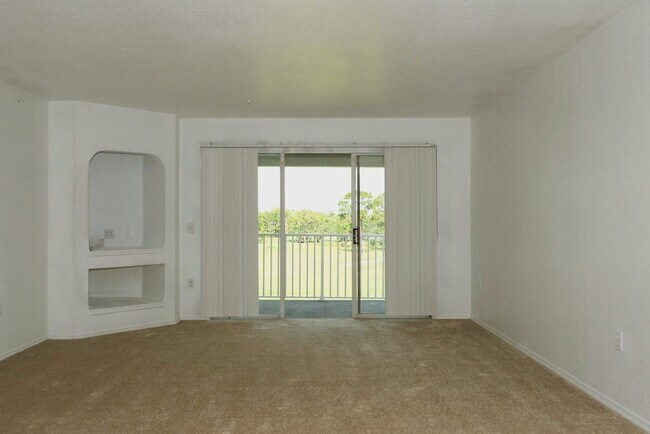 13905 Fairway Island Dr in Orlando, FL - Building Photo - Building Photo