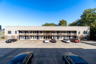 Baldwin Apartments in Van Buren, AR - Foto de edificio - Building Photo