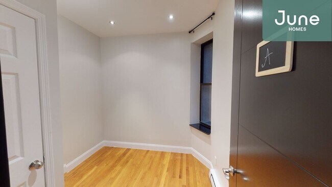 216 W 108th St-Unit -A in New York, NY - Foto de edificio - Building Photo