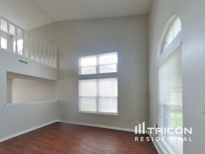 6407 Perry Pines Ct in Indianapolis, IN - Building Photo - Building Photo