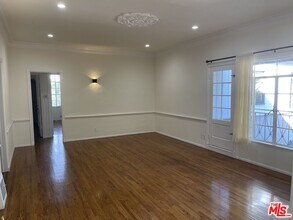 9836 Charleville Blvd in Beverly Hills, CA - Building Photo - Building Photo