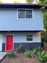 2430 NW 4th Terrace in Gainesville, FL - Building Photo - Building Photo